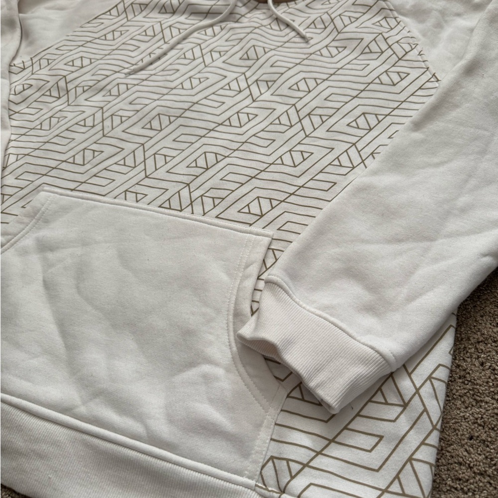 #105 FC CINCINNATI (FOR CINCY FOR CLUB) Stylish White and Tan Hoodie - Picture 8 of 16